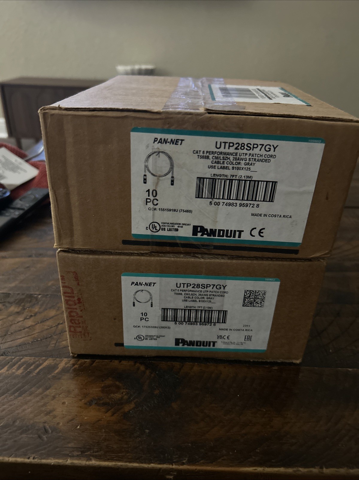 Panduit UTP28SP7GY Cat6 28 AWG Network Patch Cable, 7 Ft Gray Box of 10
