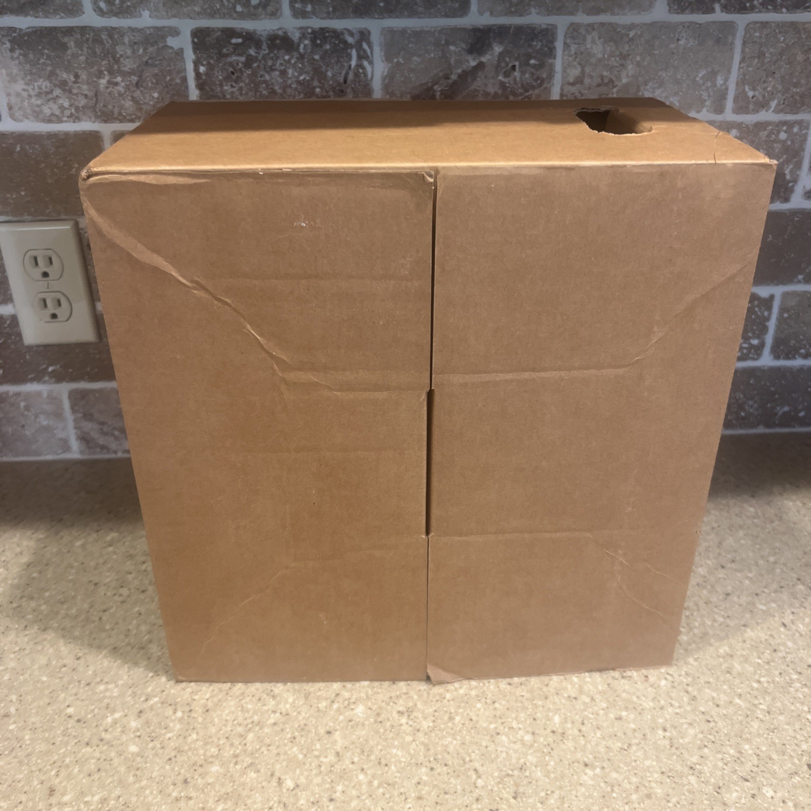 CAT5E 350MHz CMR Communication Cable 500 Plus Ft. 24/4P Unshielded Gray Pull Box