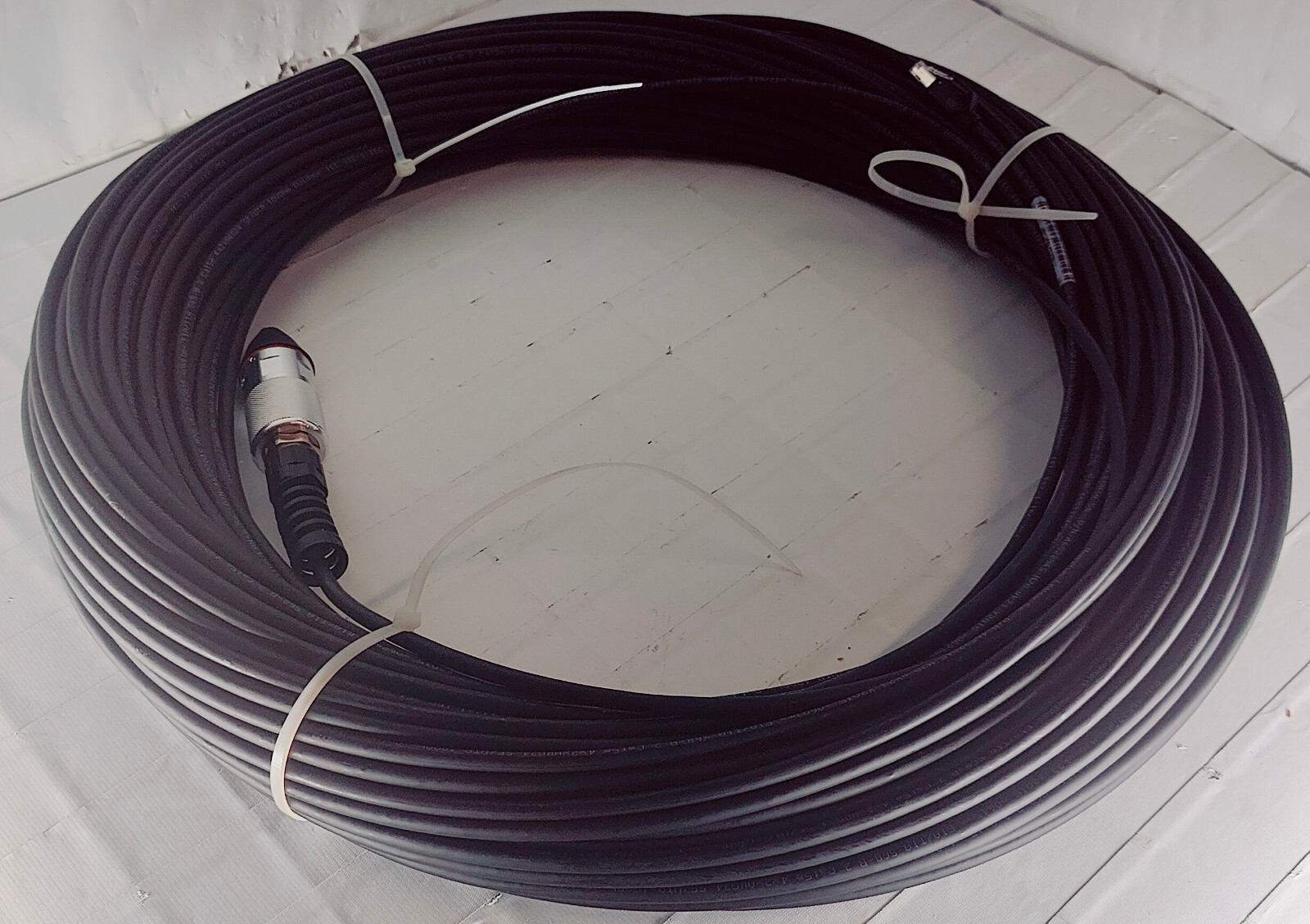 Nokia Ethernet Cord CAT5E Outdoor RJ45 Male Plug / 3CC52199ADAA 03 / 300FT