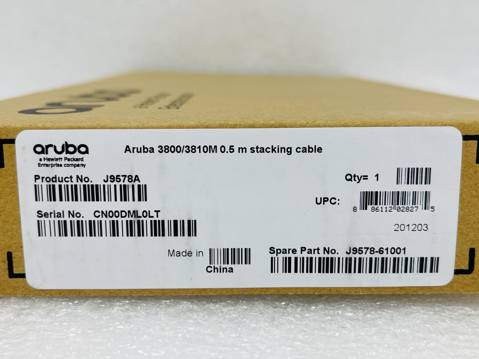 New Factory-sealed box – ARUBA J9578A – HPE Aruba 3800/3810M 0.5M Stacking Cable