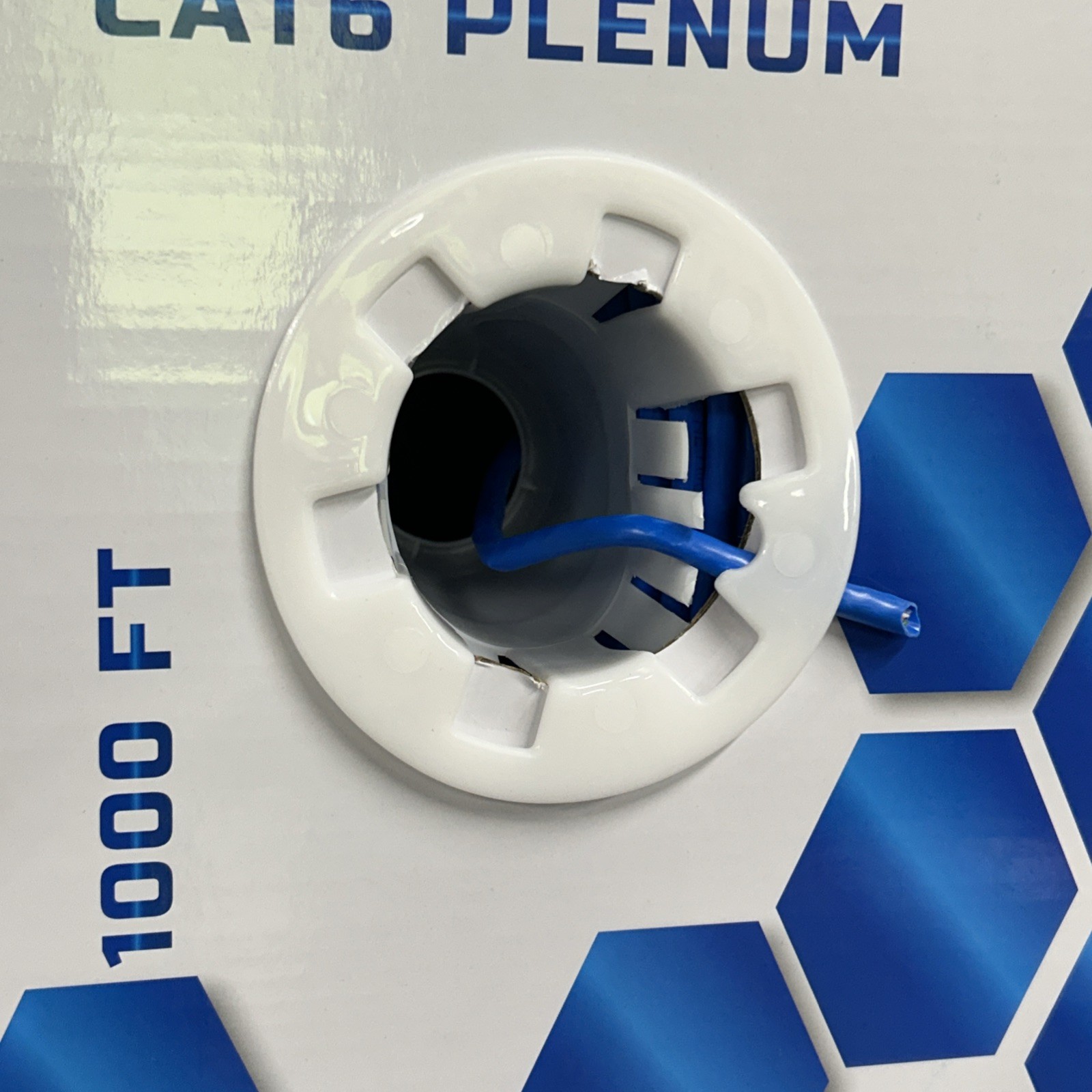 Monk Cables Cat6 Plenum CMP Rated Jacket 1000ft UTP 550MHz 23AWG Ethernet Blue