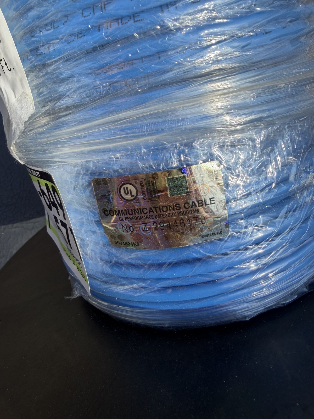 Southwire 300 ft. Blue 24/4 Solid CU CAT5e CMP (Plenum) Data Cable Roll Broken