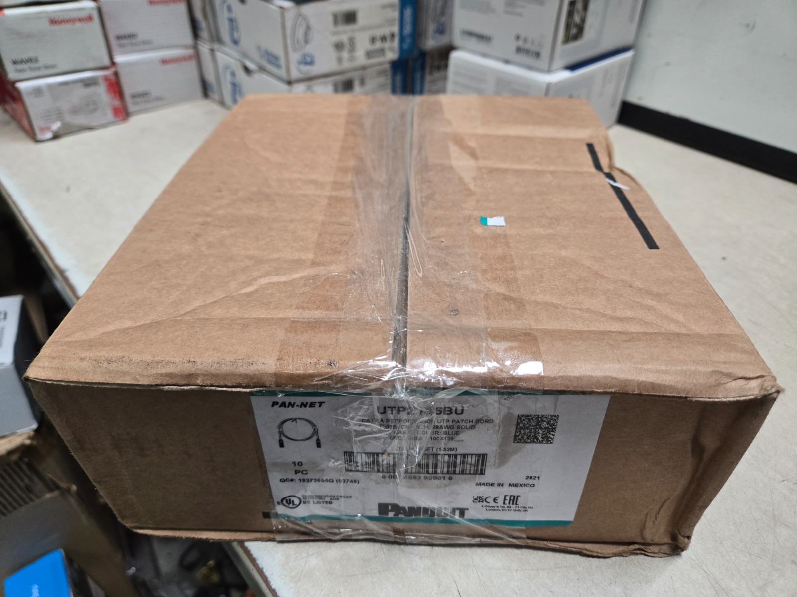 Box of 10 New open box Panduit UTP28X5BU Patch Cables