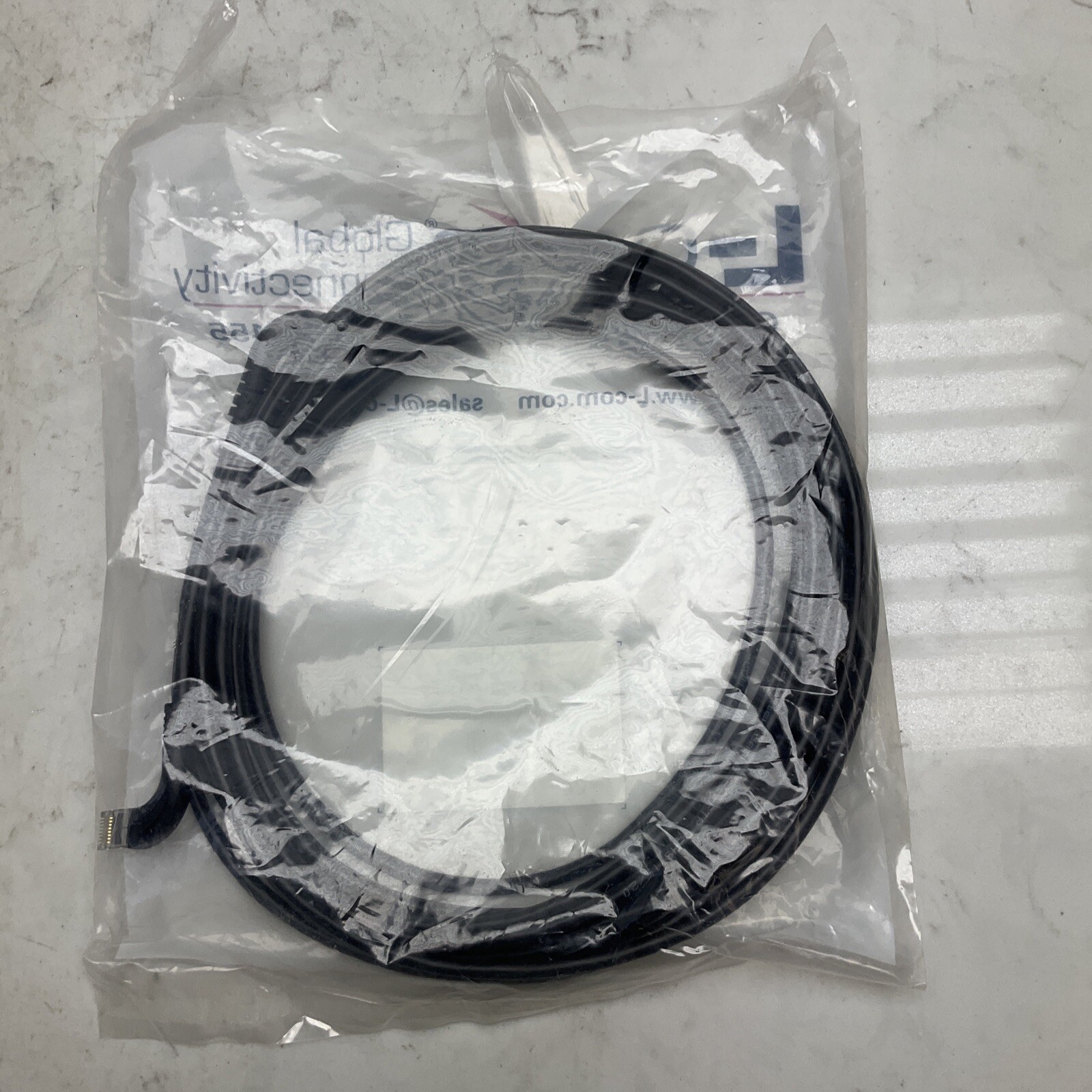 6 Pk L-Com TRD815SRA14BLK-25 Cat 5E RJ45 Ethernet Patch Cord Right Angle 25′ ft