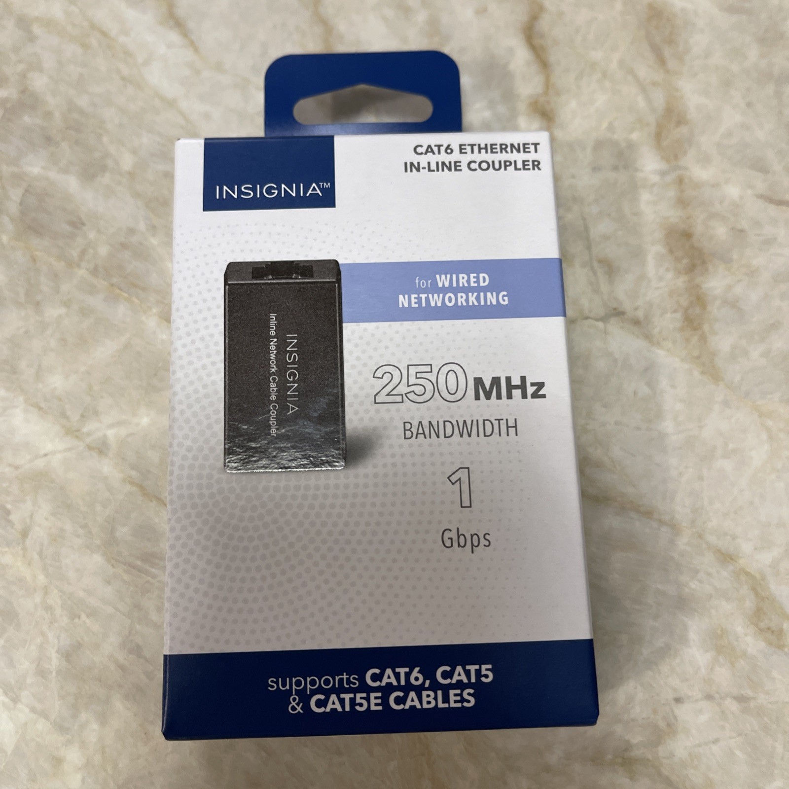 INSIGNIA CAT6 Ethernet In Line Coupler 250MHz Bandwidth 1 Gbps