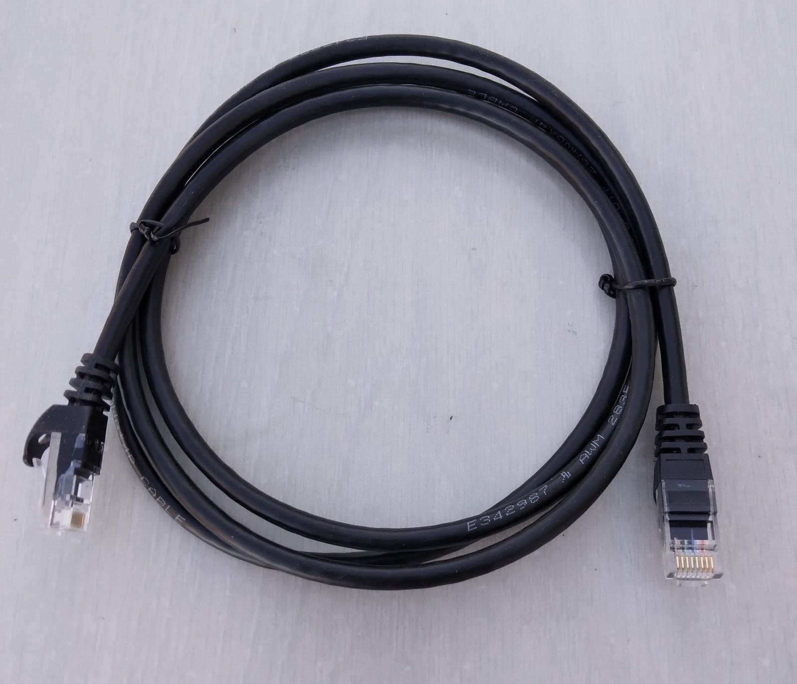 Cat-6 Gigabit Ethernet Patch RJ45 Internet Cable – 5 Foot – Amazon Basics