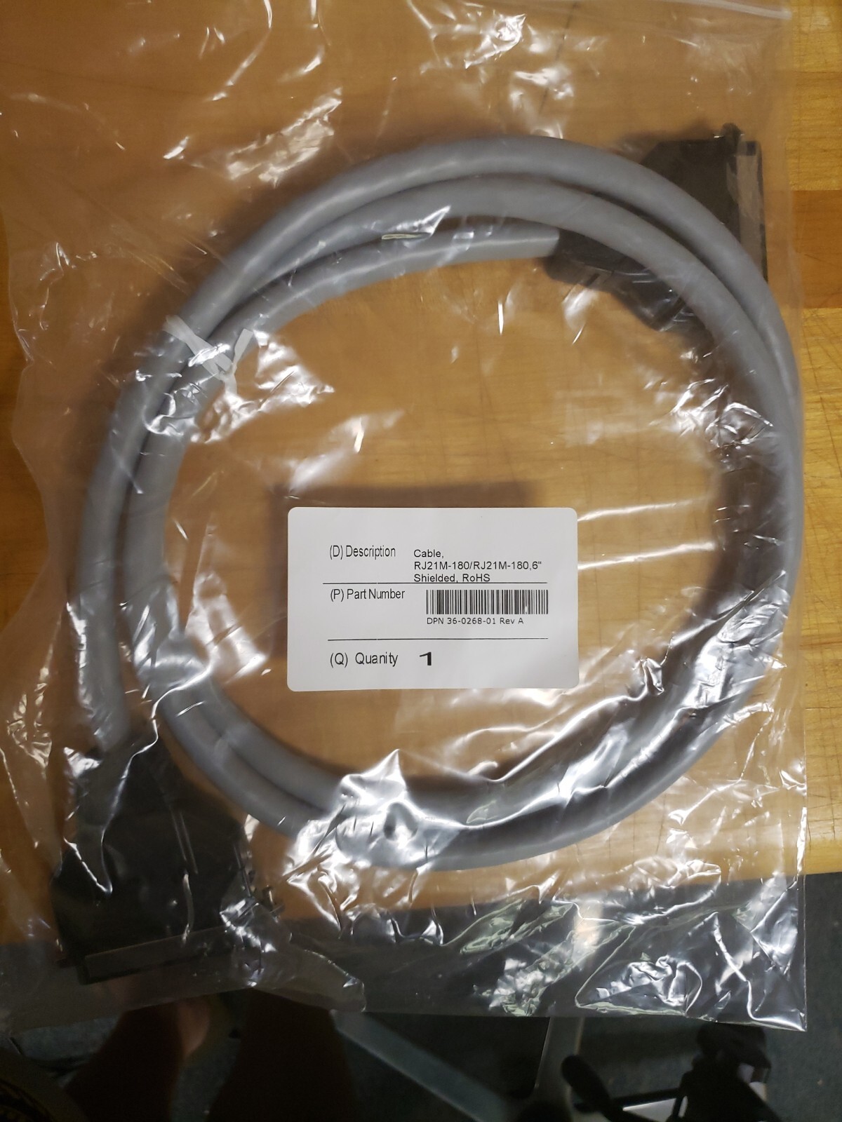 Dialogic NMS 83225 -RJ-21M-180/RJ-21M-180, 6′ (1.8m), shielded, RoHS (CG boards)