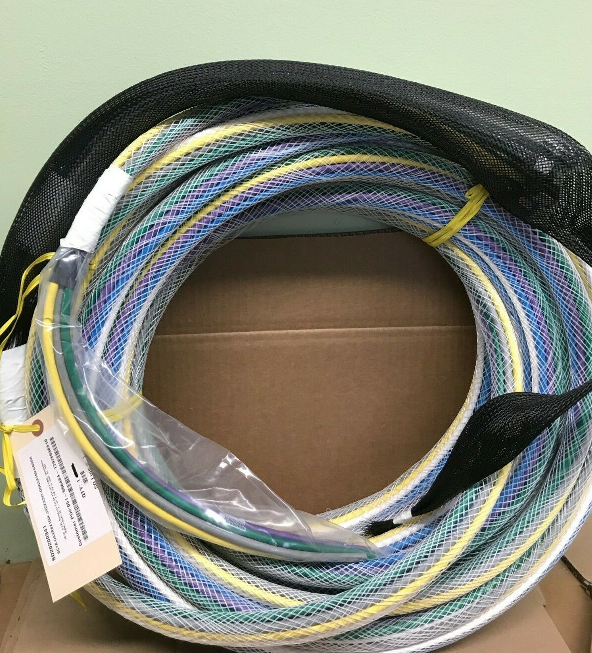 ANIXTER SCTA, 6 CBL, MULTICOLOR, CAT 6A XTP UTP CABLE 100 FT