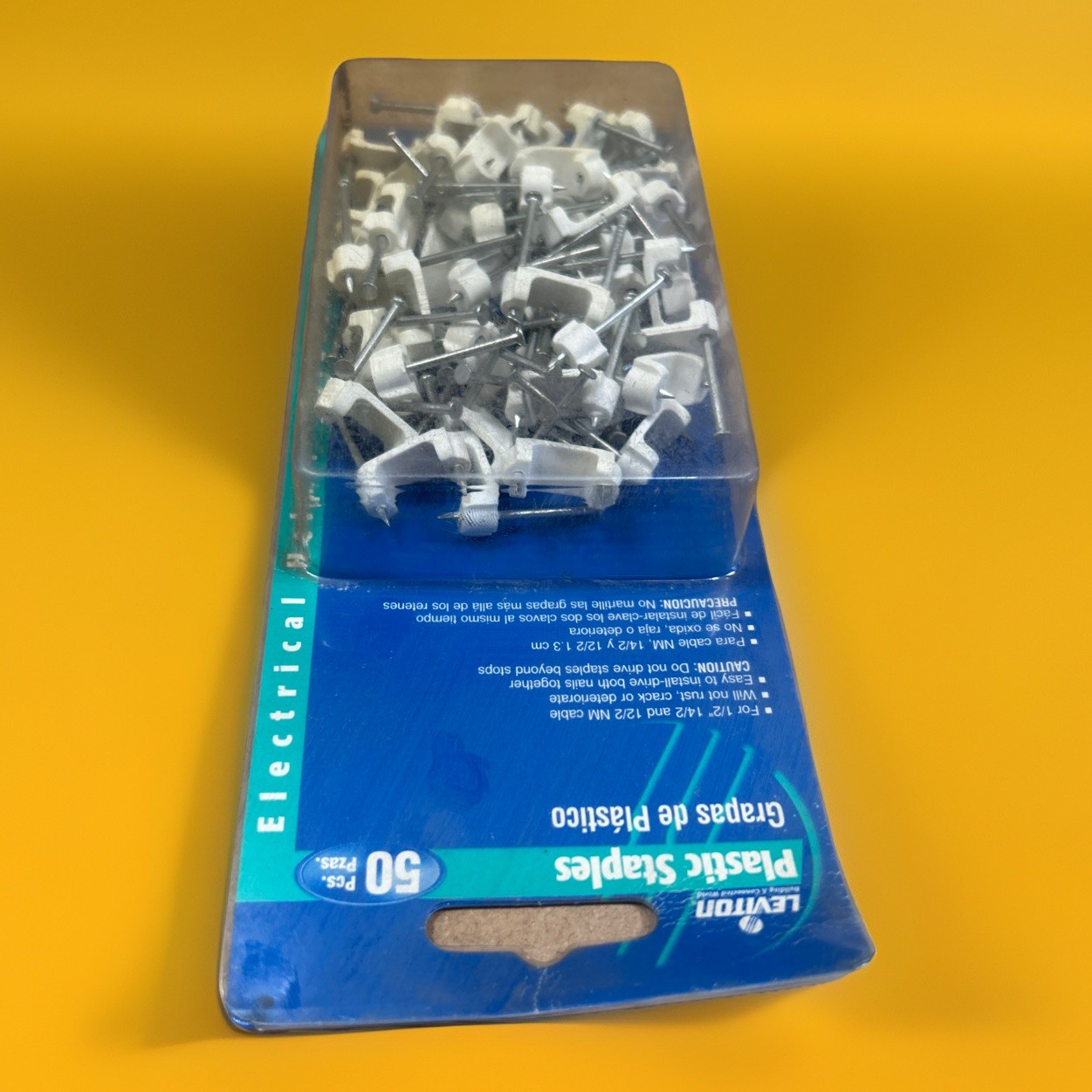 🔥Leviton 12536 Plastic Cable Staples – 50 Pack Wire Clips (New) ~ 1 Unit