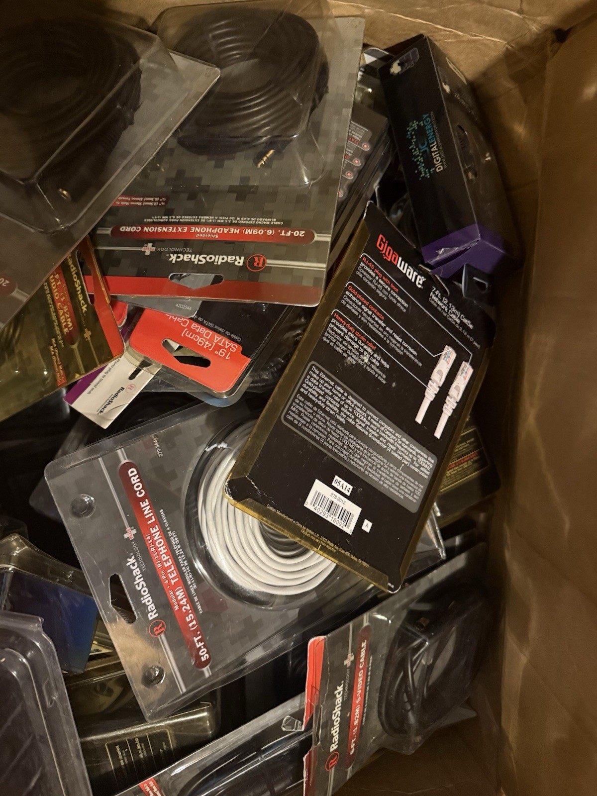 Lots Of Gadgets Whole Sale,Gig aware 14 ft Cat5E Network Cable , Telephone Wires