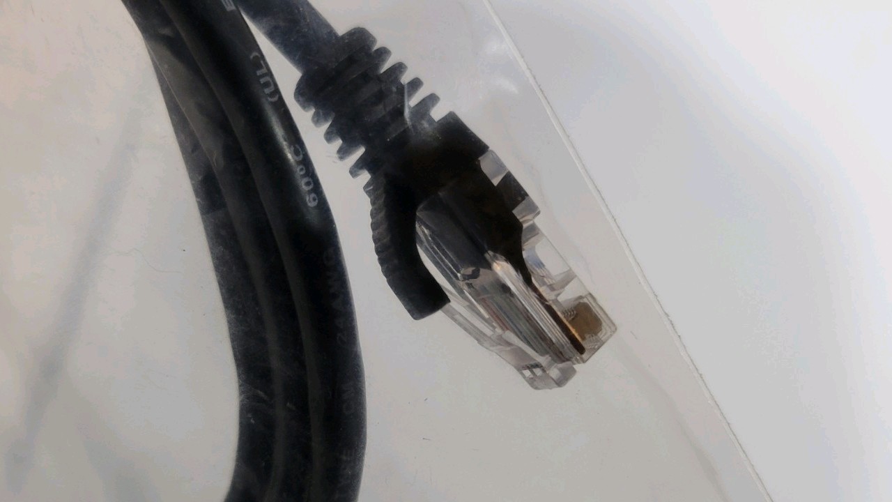 40 New Quiktron 5′ foot Black Snagless Cat 5e Patch Cable (570-135-005) Cord