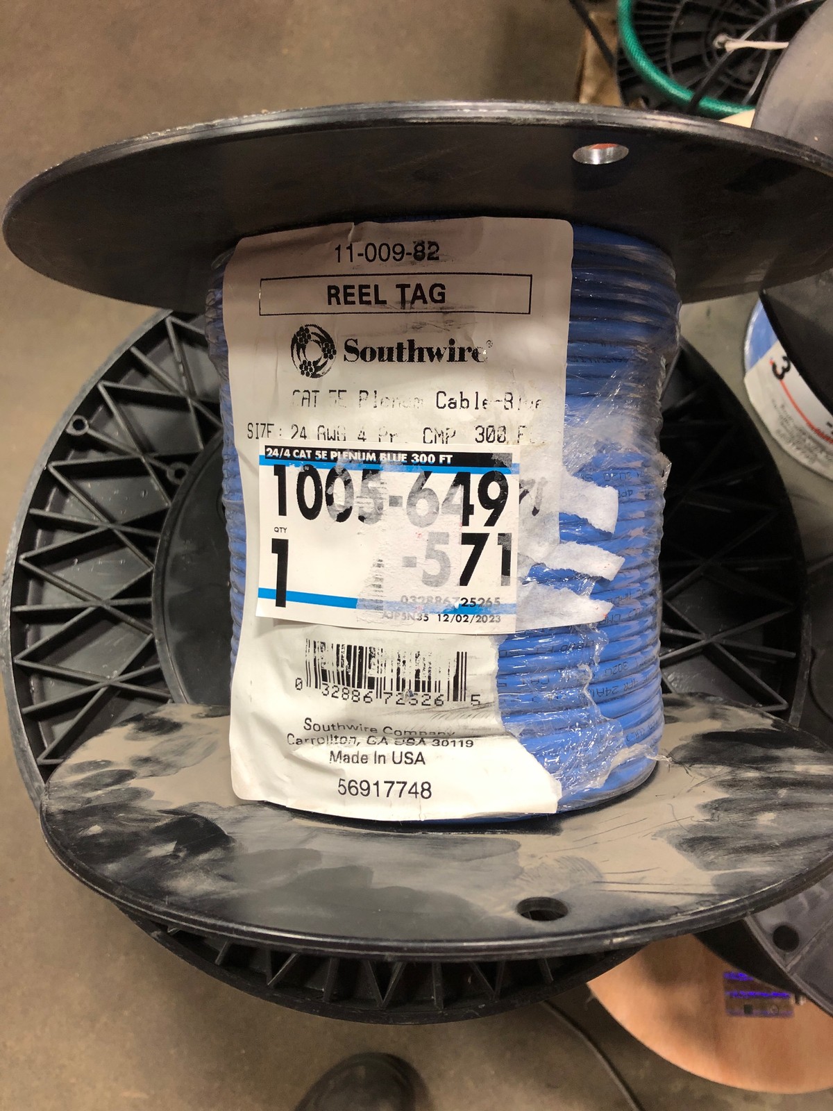 Southwire 56917748 300 ft. Blue 24/4 Solid CU CAT5e CMP (Plenum) Data Cable