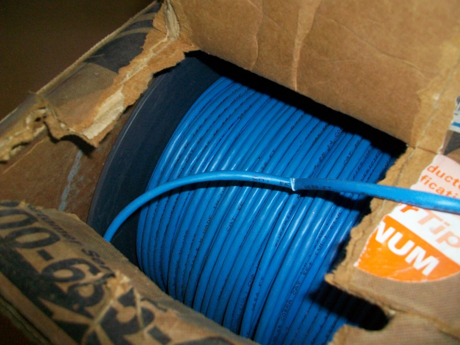 SUPERIOR ESSEX 4X24 CAT 5e 700′ 52-200-28 | COBRA CATEGORY 5E+ CMP