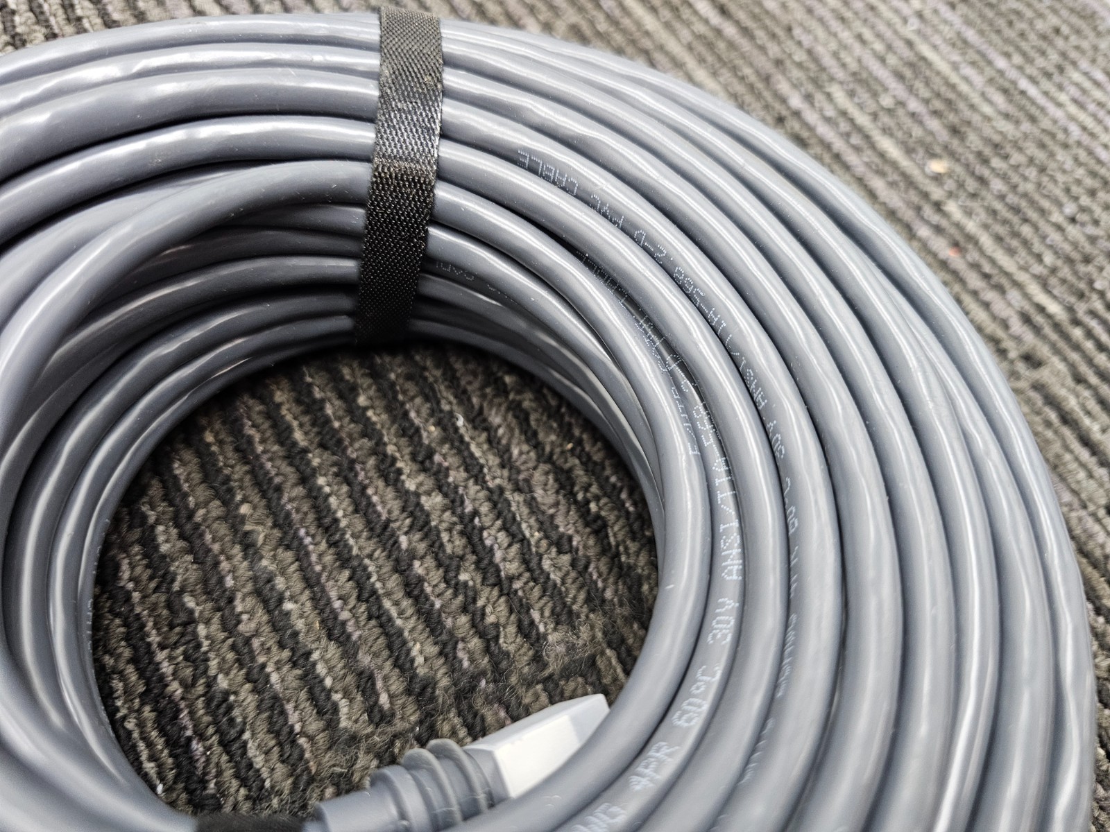 CAT6 26AWG F/UTP PVC CABLE 100FT 30V ANSI/TIA-568 2-D Gray