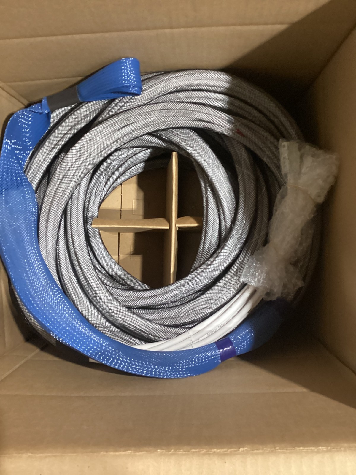 SIEMON TDRD2E-P0P0065F Cat6A 6-Leg U/UTP 65 Feet Copper Trunk, White