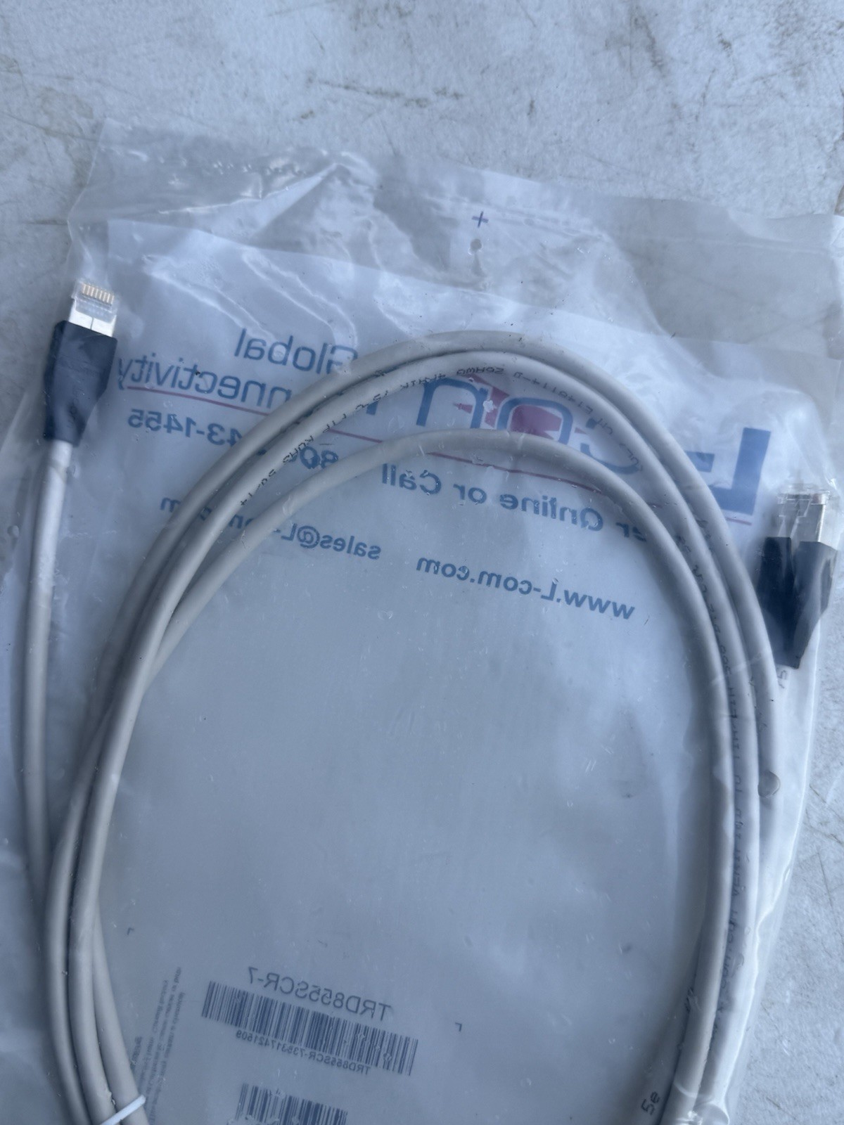 L-com TRD855SCR-7 Shielded Cat5e Ethernet Patch Cable 7ft Gray RJ45 RoHS CE