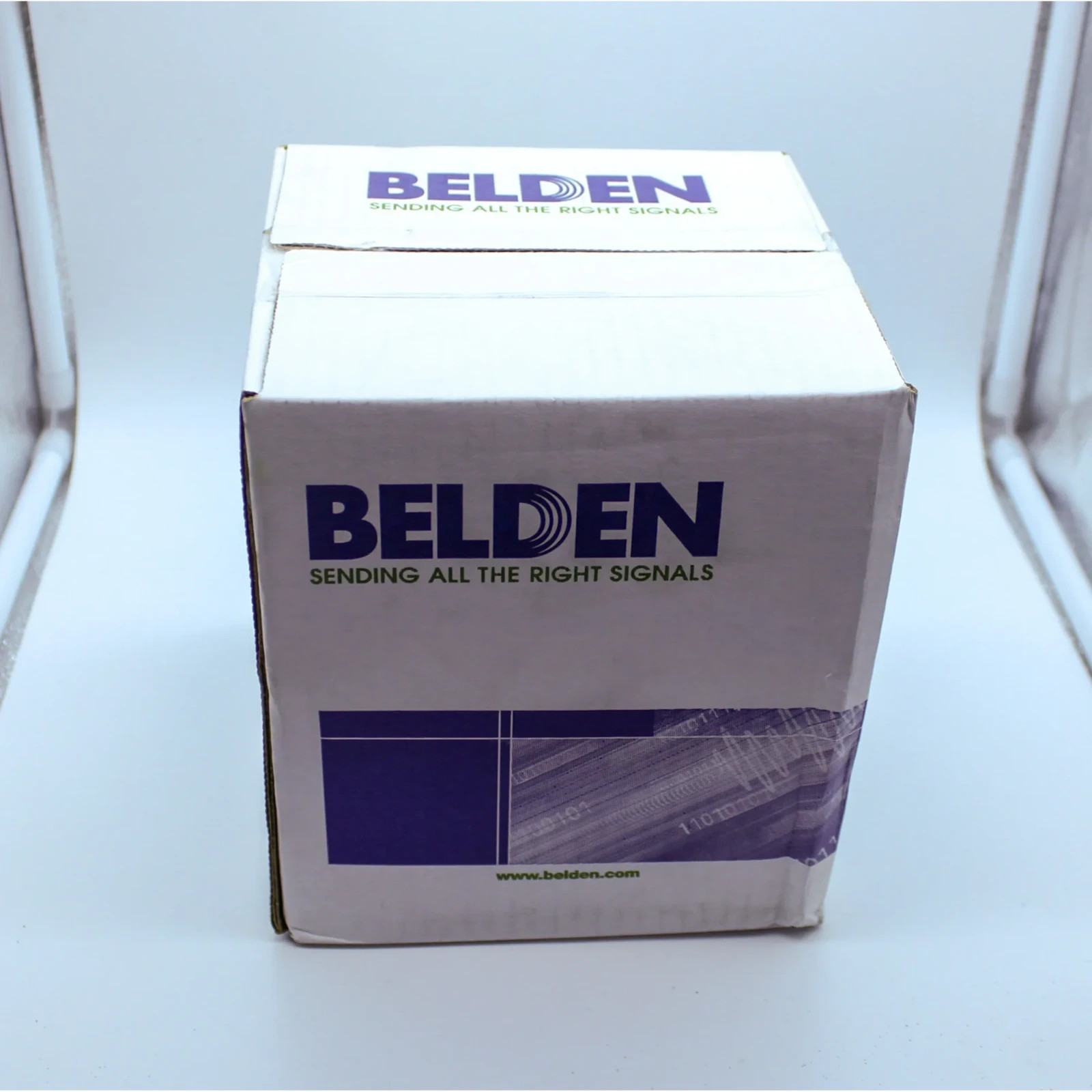 Lot of 45 NEW Belden Ethernet Cable CAT6 RJ45 10ft Blue Part # C601106010