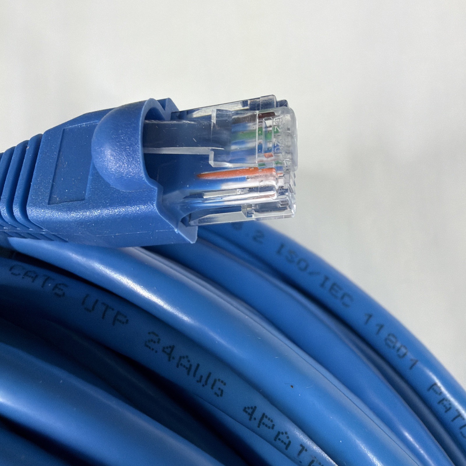 Cat 6 Ethernet Cable 250FT High Speed 10Gbps 24AWG Heavy Duty 550MHZ