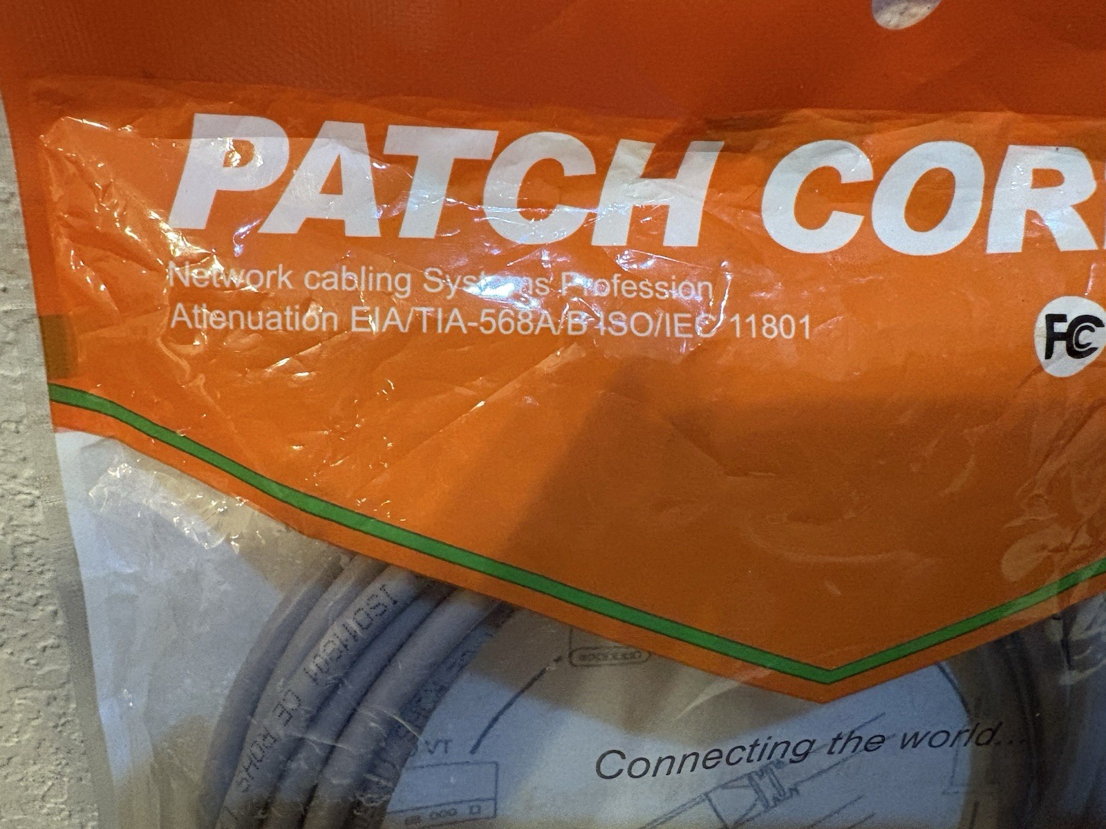 CAT.5.e Patch Cable Giga-Speed New & Sealed EIA/TIA-568A/B, ISO/IEC 11801