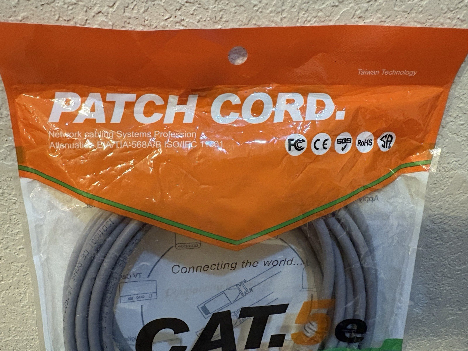 CAT.5.e Patch Cable Giga-Speed New & Sealed EIA/TIA-568A/B, ISO/IEC 11801