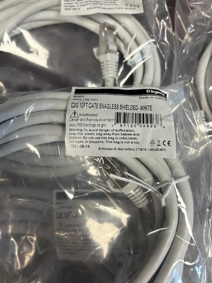LOT OF 10) NEW SEALED C2G 10FT CAT6 Snagless Ethernet Cable SHIELDED-White #95
