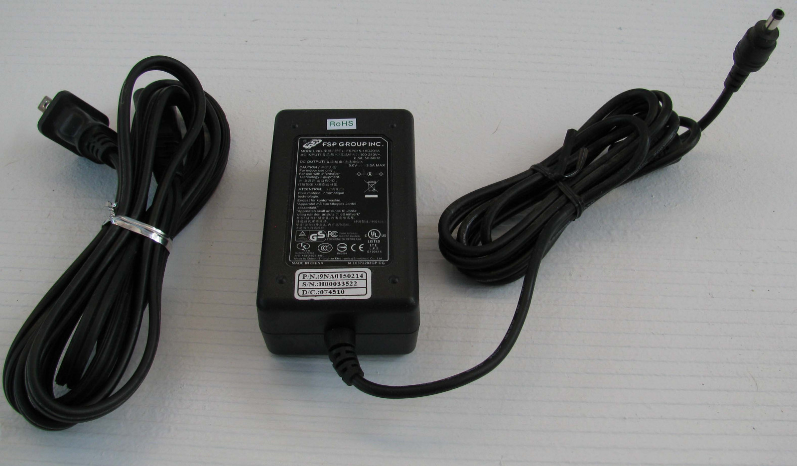Fsp Group 9NA0150214 5.0V 3.0A Power supply and cord small tip