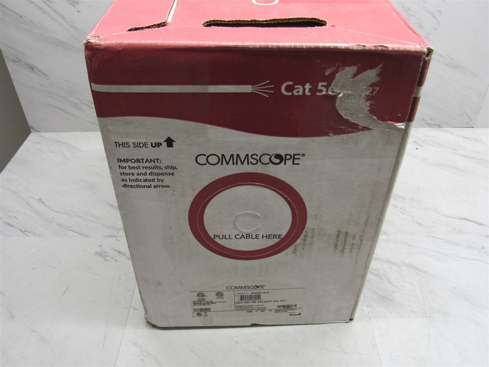 NEW CommScope Cat5e Ethernet Cable 1000 ft White 874046714/10 CS27P 4/24 U/UTP