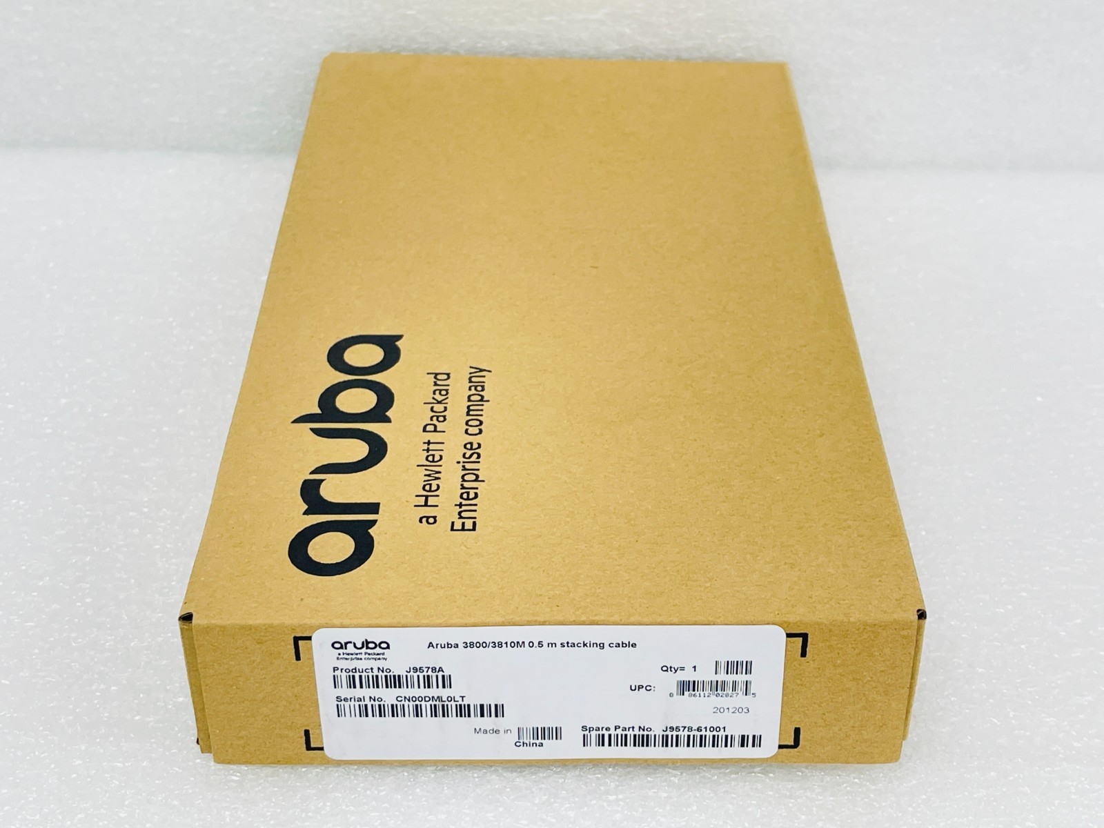 New Factory-sealed box – ARUBA J9578A – HPE Aruba 3800/3810M 0.5M Stacking Cable
