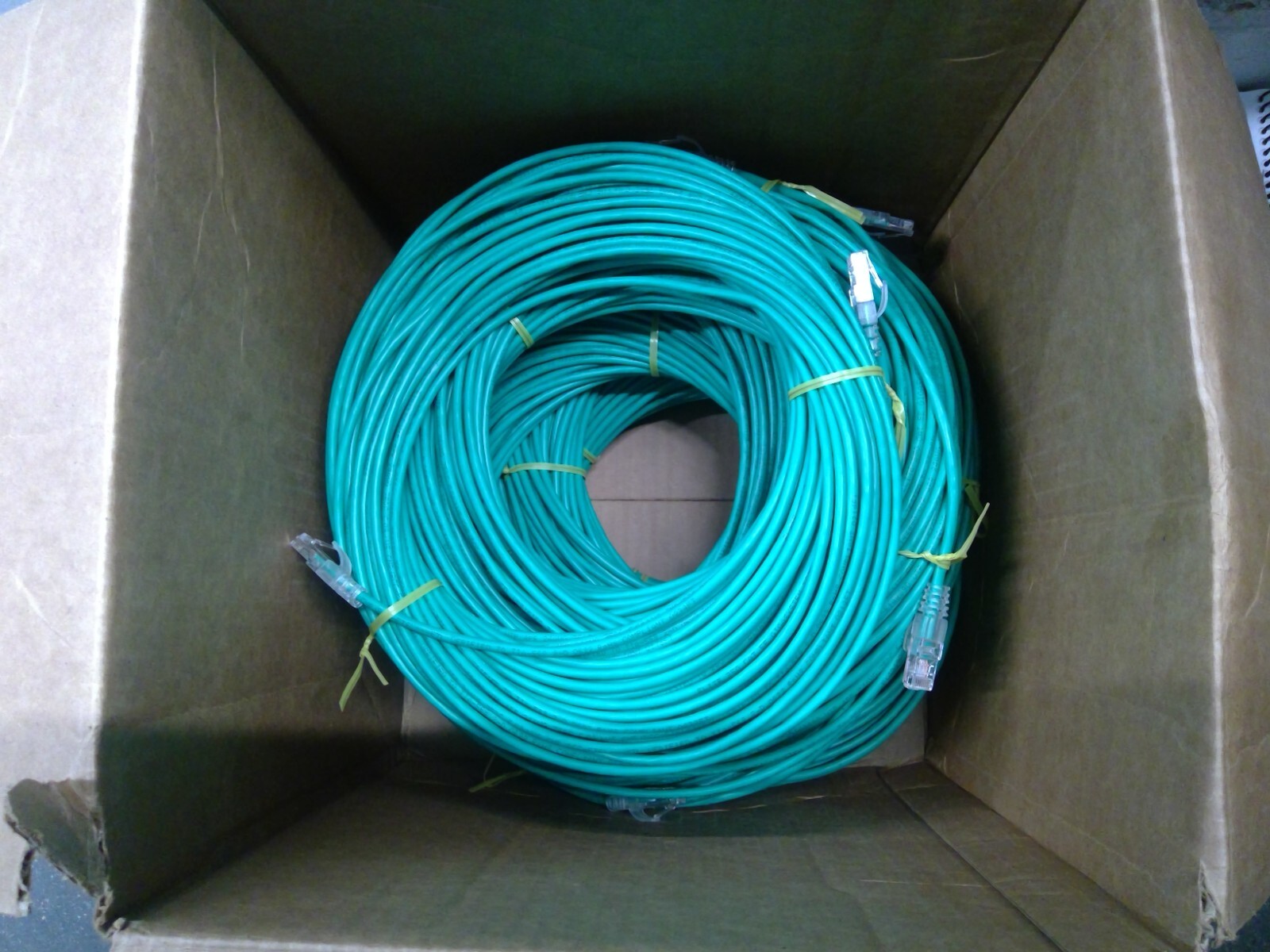 CAT5e RJ45 Ethernet Cable 3,15,25,50,75,100 Ft Green **Free Shipping**