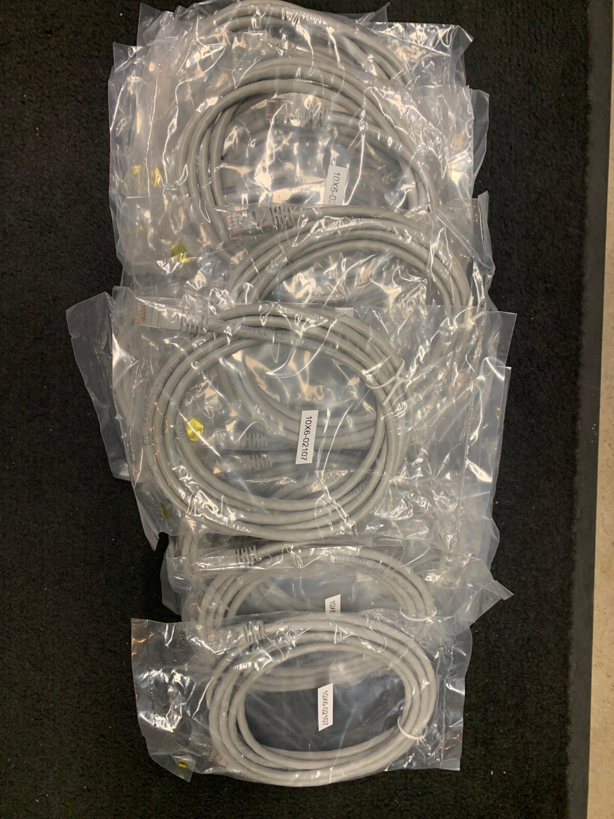 Cat 5e snag-less patch cords – LOT of 26 various lengths, see description