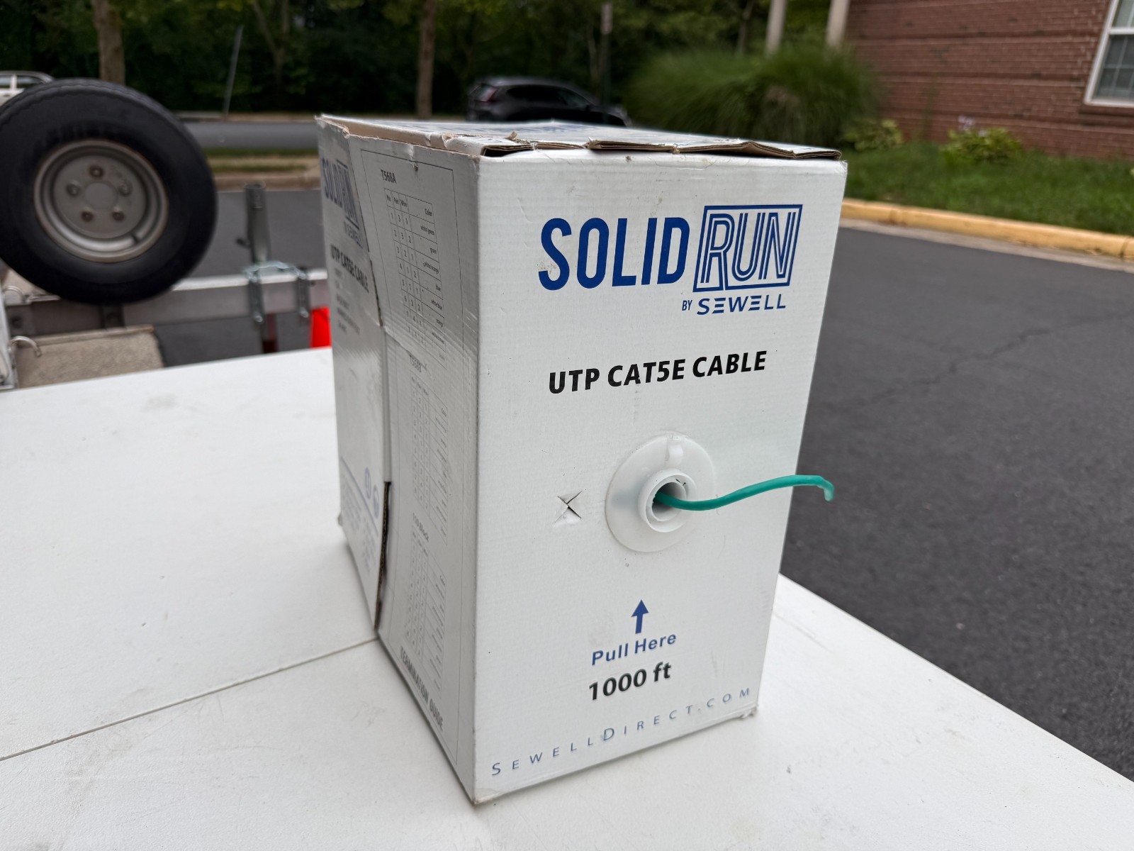 Sewell SolidRun Cat5e Bulk Cable 1000ft UTP 24 AWG Green Network Wire Open Box C