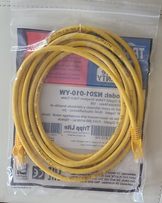 Tripp Lite Cat6 Gigabit Snagless Molded Patch Cable (RJ45 M/M) – Yellow, 10-ft