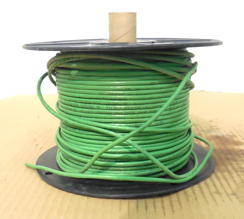 UNKNOWN BRAND GREEN CABLE 5AE244UTPM3E, CAT5E, 24 AWG, 4UTF