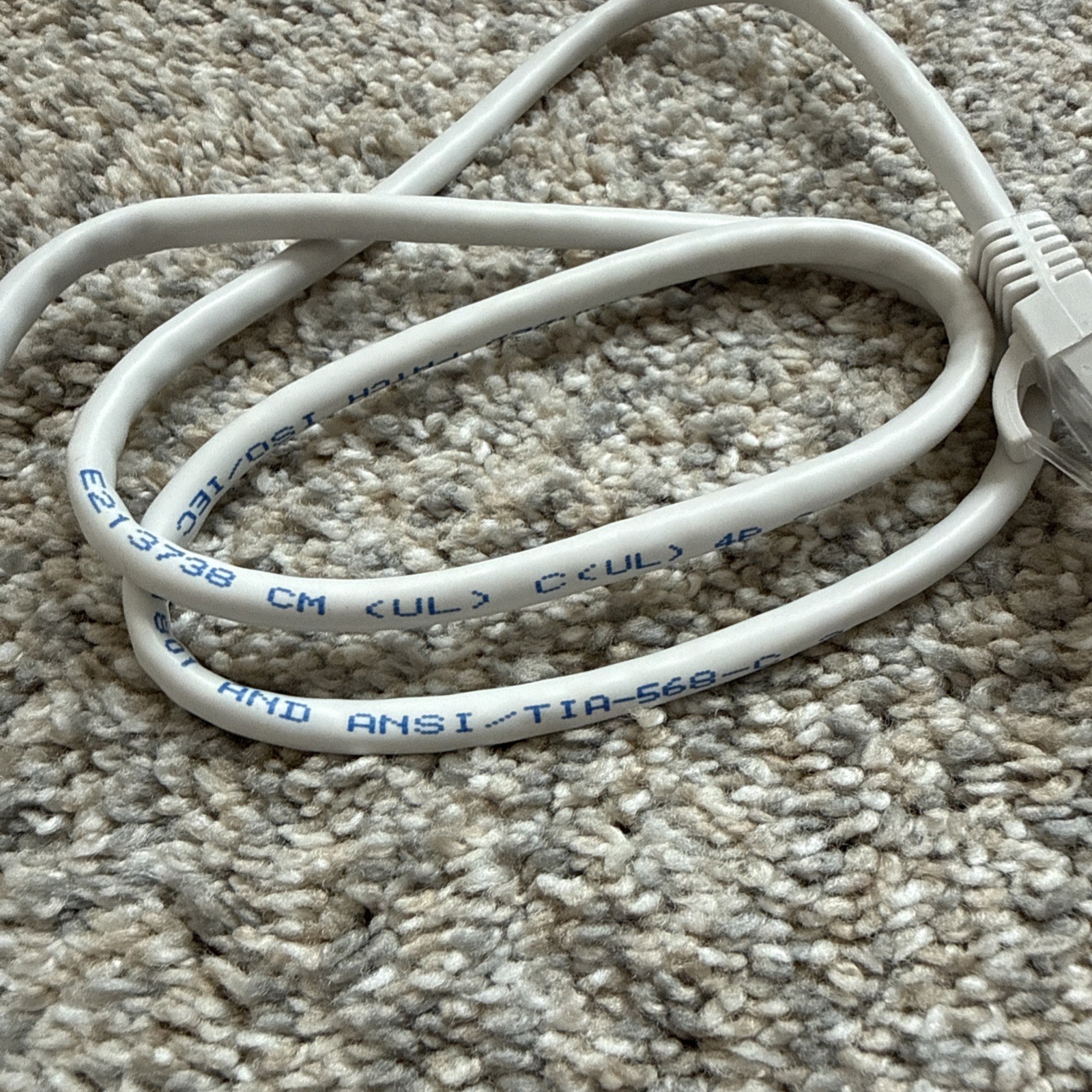 White RJ45 Ethernet Patch Cable 24AWG U/UTP ANSI/TIA-568-C UL