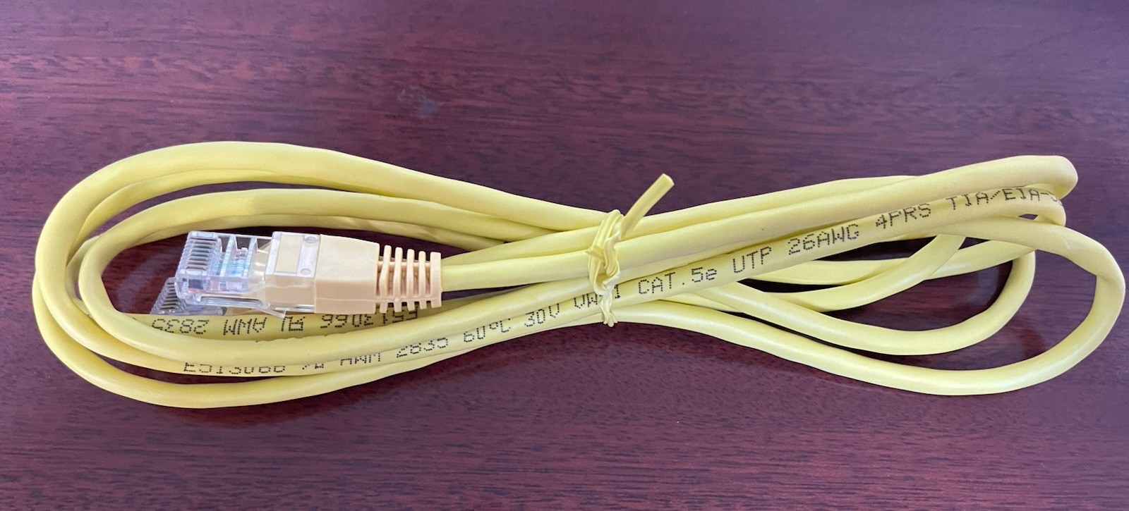 CAT 5e UTP YELLOW 6′ ft Ethernet Cable Category 5e 26AWG