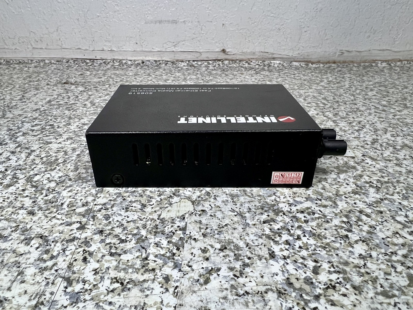 Intellinet Fast Ethernet Media Converter (506519) Unit Only – No Power Cable!