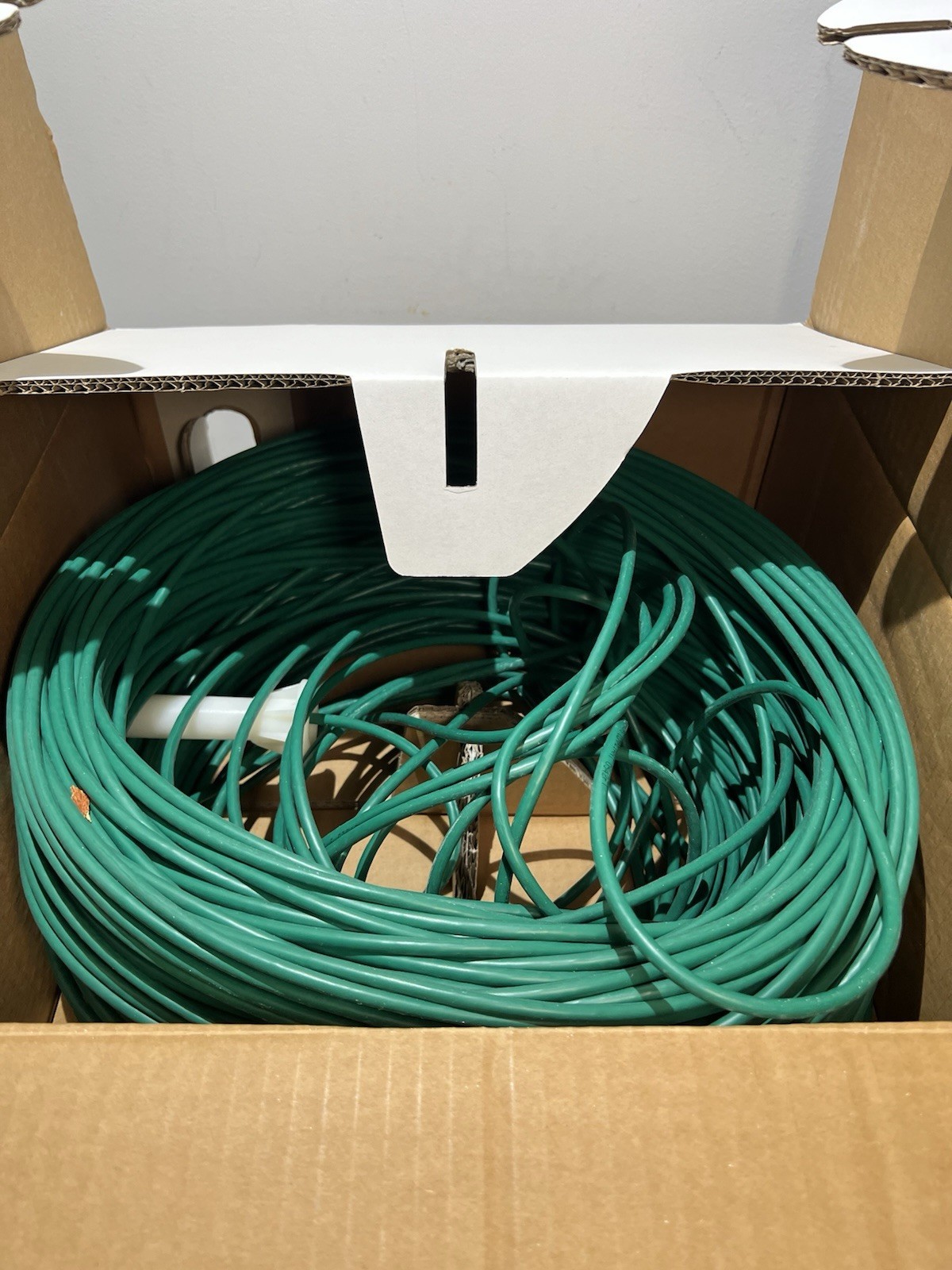Cat6 Ethernet Bulk Cable Solid 550Mhz UTP CMR 23AWG Blue Wire- Over 85% New