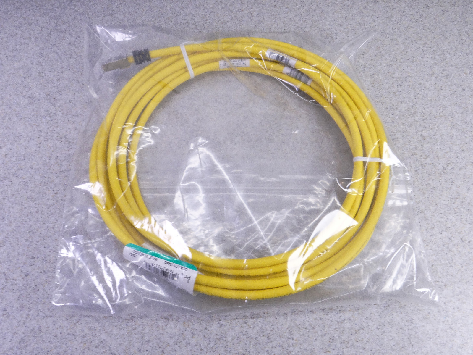 PANDUIT STP6X5MYL CAT6A SHIELDED PATCH CORD CABLE, RJ45, YELLOW, 5-METER