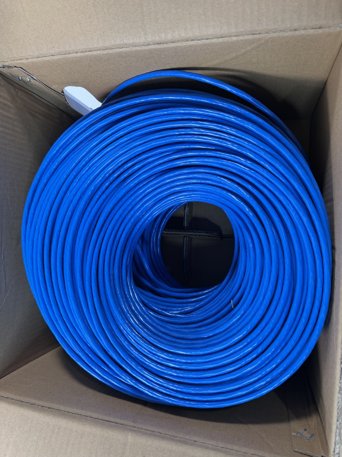 CAT6 Plenum 1000ft Bulk CMP 23AWG 550MHz UTP Ethernet Network Cable MC-C6UP-C-BL
