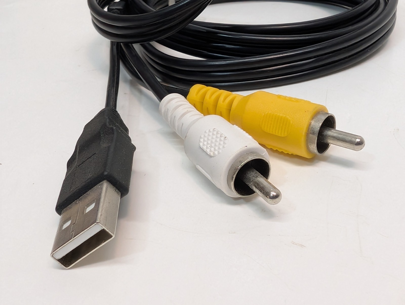 Unbranded USB, USB 2.0, AV Audio/Video Cable Cord Data Transfer Assembly