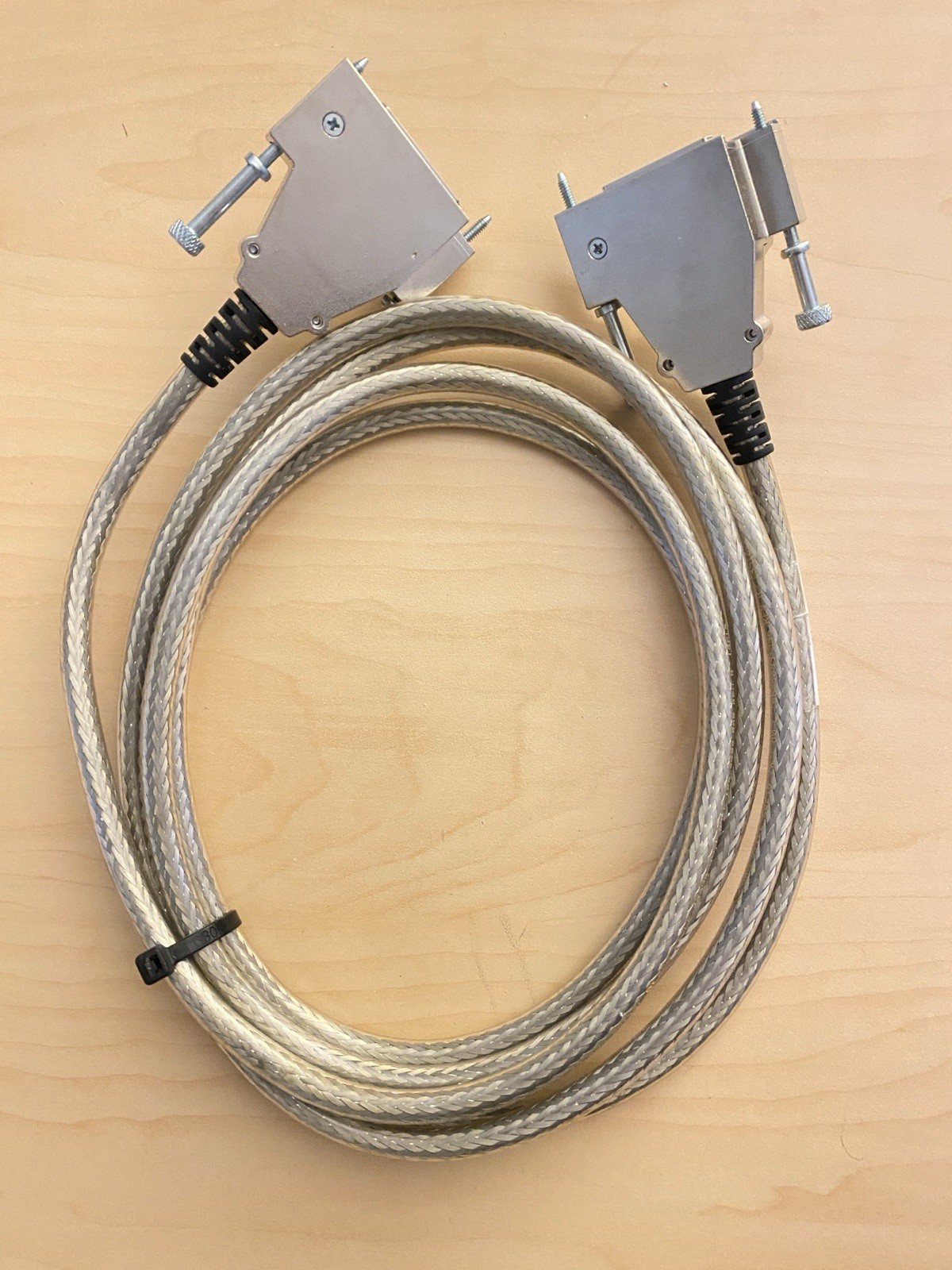 Cisco CAB-STACK-3M Shielded SCSI Cable VHDCI 68-Pin Male to Male | 9ft | 3m |