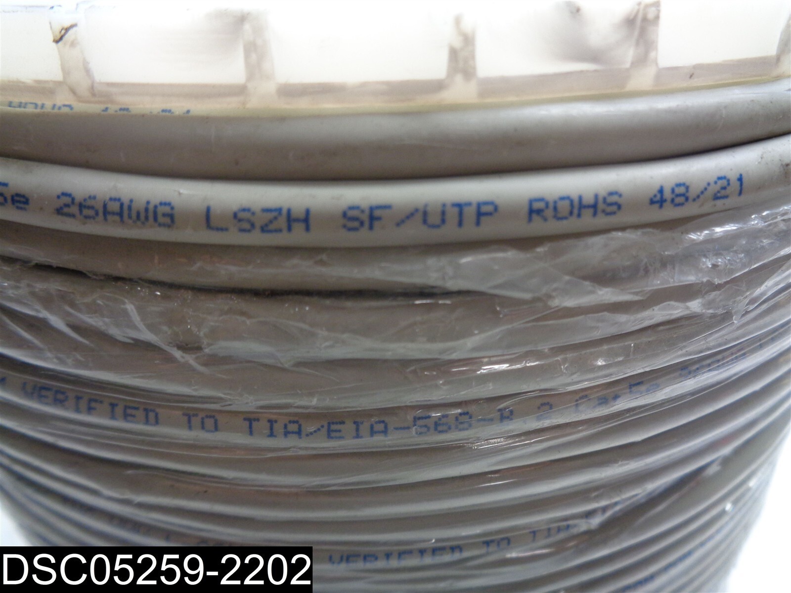 QTY=1000 Feet: L-Com TIA/EIA-568-B.2 CAT5E 26AWG LSZH 48/21 Cable Cord