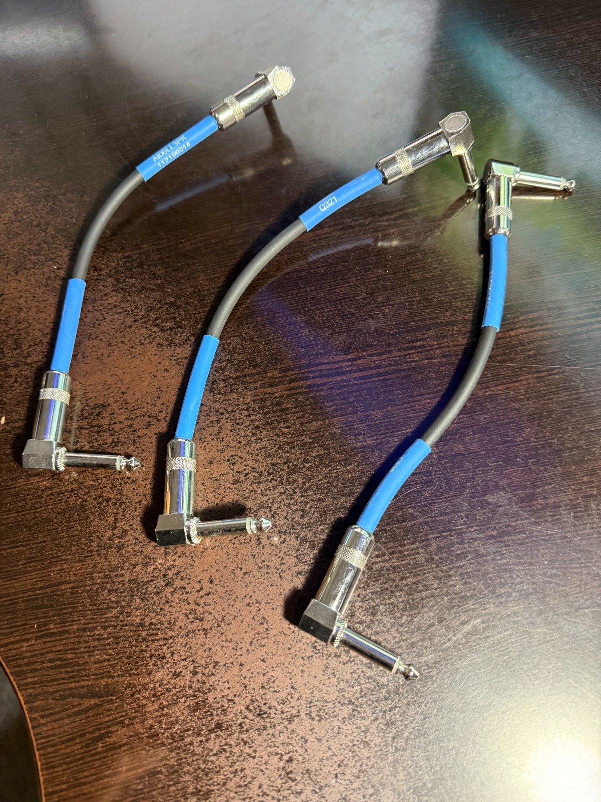Flat Patch Cable Assortment – 21 Cables – 2″ to 36″ – Guitar, Pedalboard