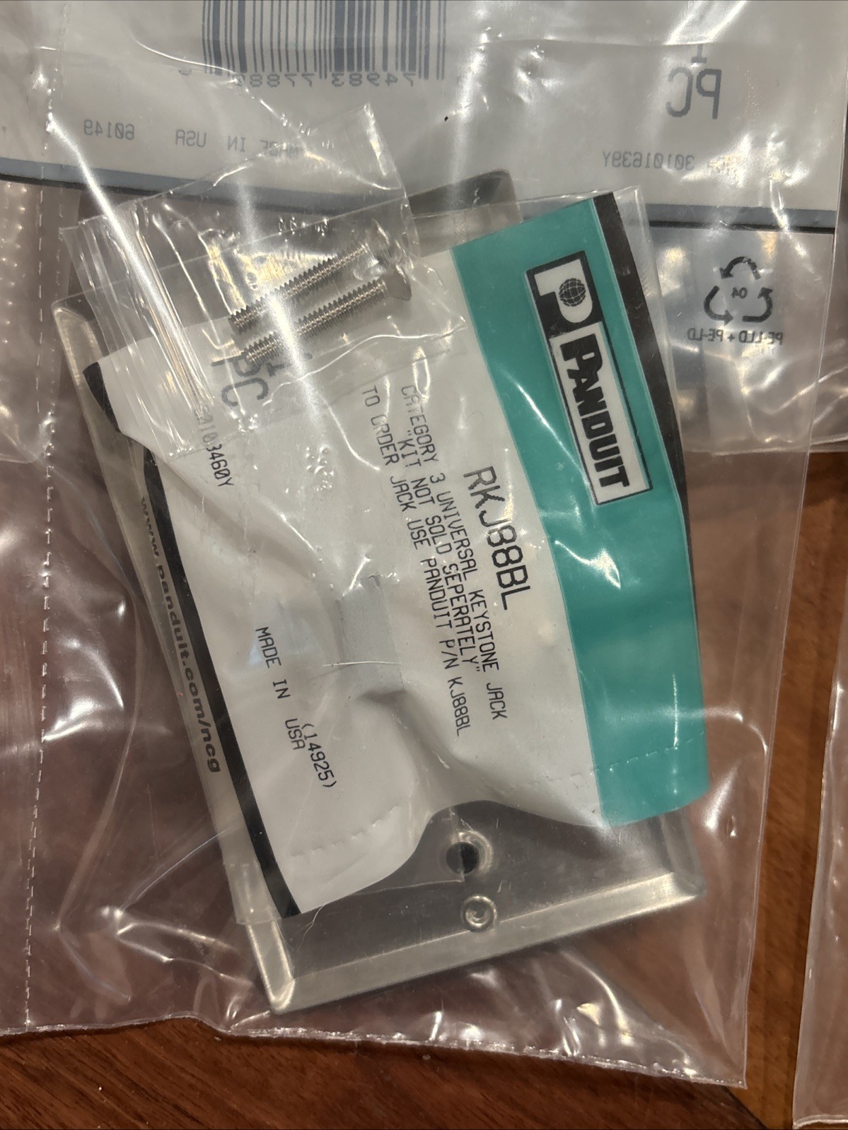 10 Panduit KWP3 Keystone Wall Phone Plate 1-Pack Category 3 Keystone Jack