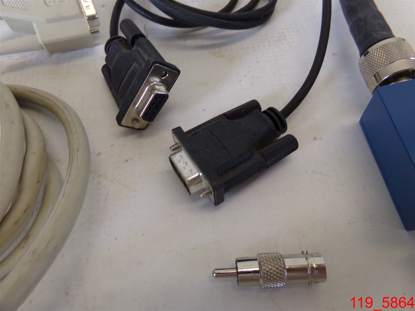 MIXED LOT- 4 Wilson 859926 RF Signal Attenuator 10db Female Connector IEEE-1284