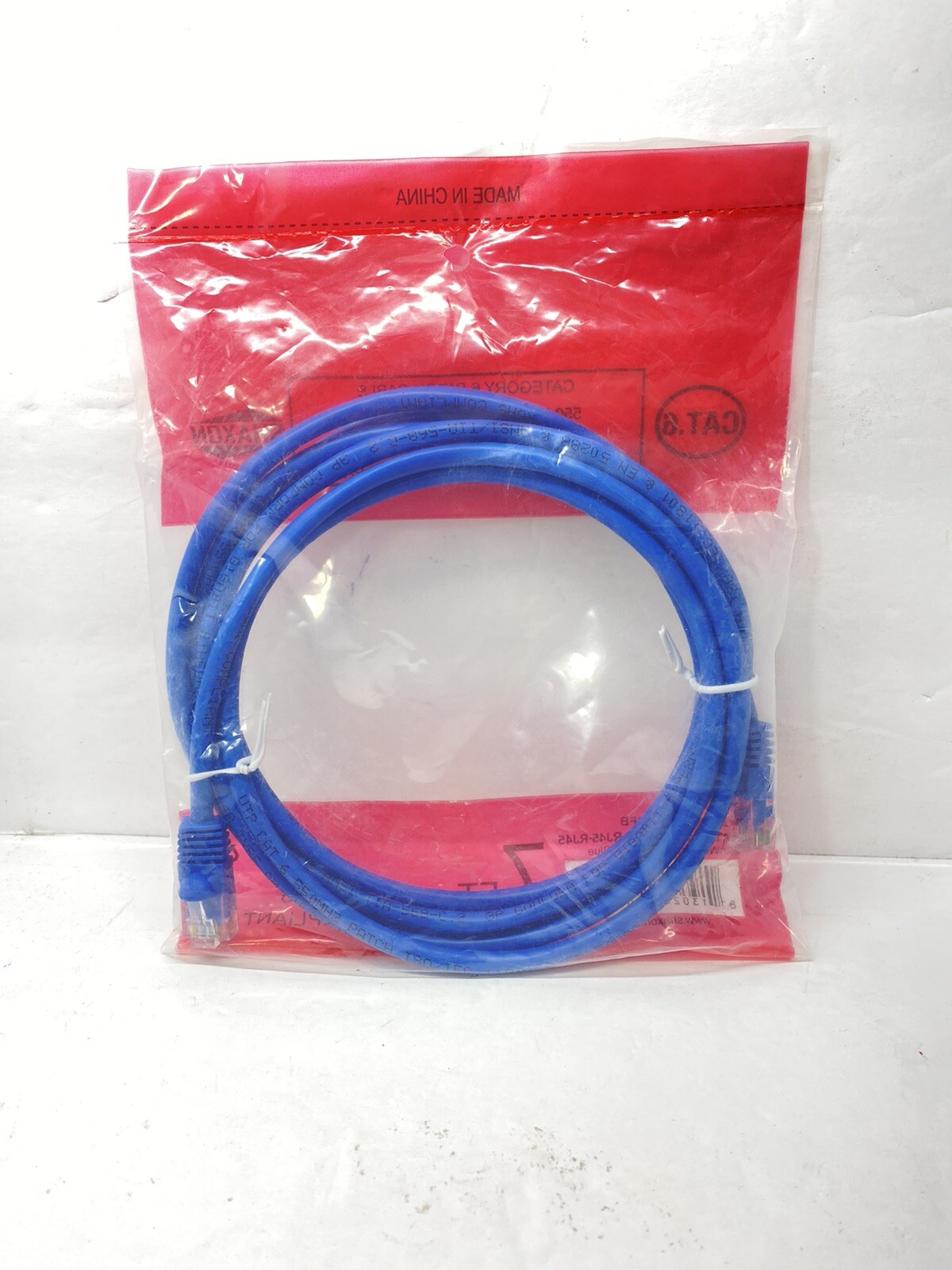 Category 6 Patch Cable 7′ ft, 550 MHz UTP Stranded 24AWG (RJ45/8P8C)
