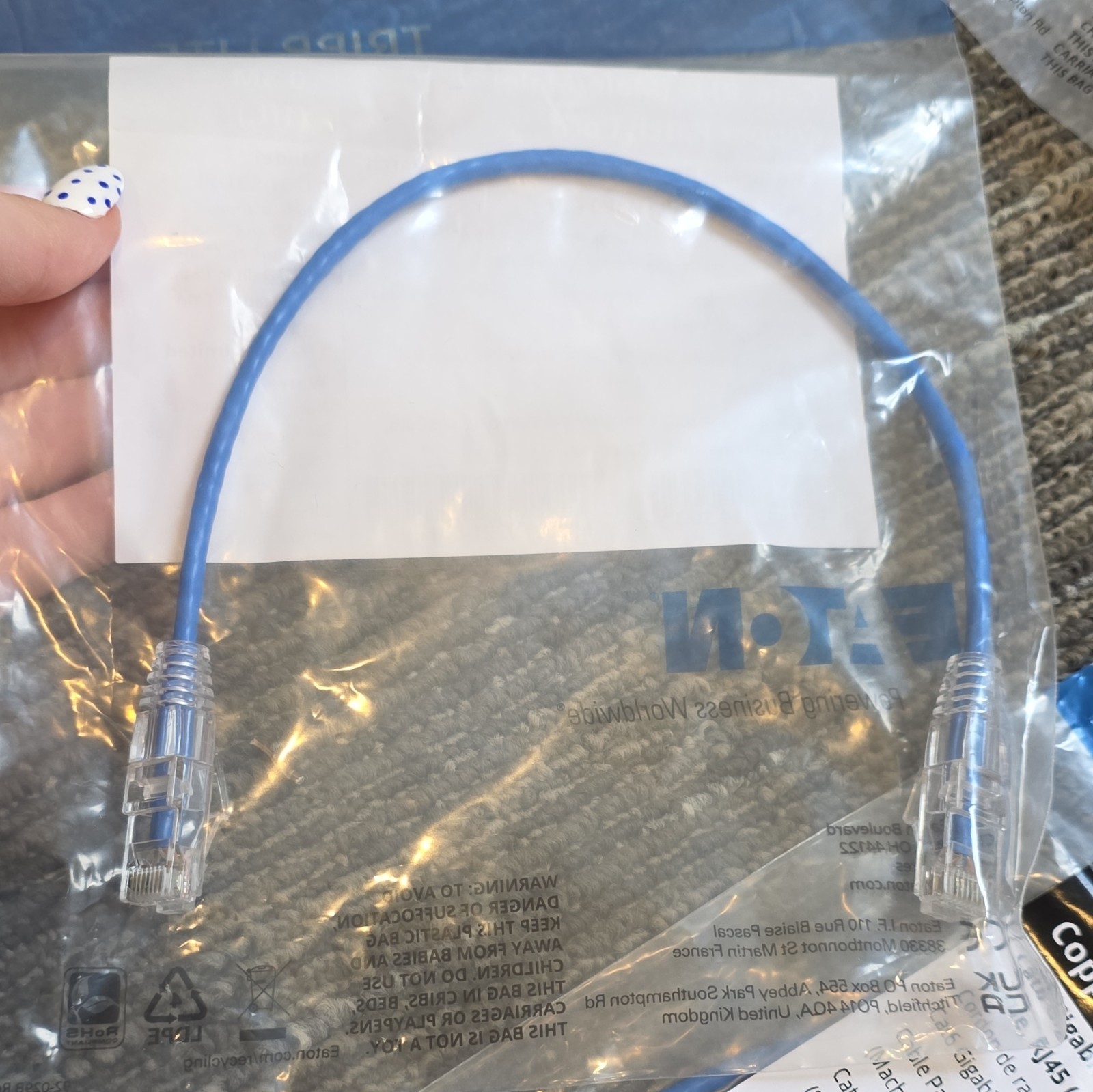 Tripp Lite Cat6 Ethernet Patch Cable RJ-45 Male to Male 1 ft Blue Slim Snagless
