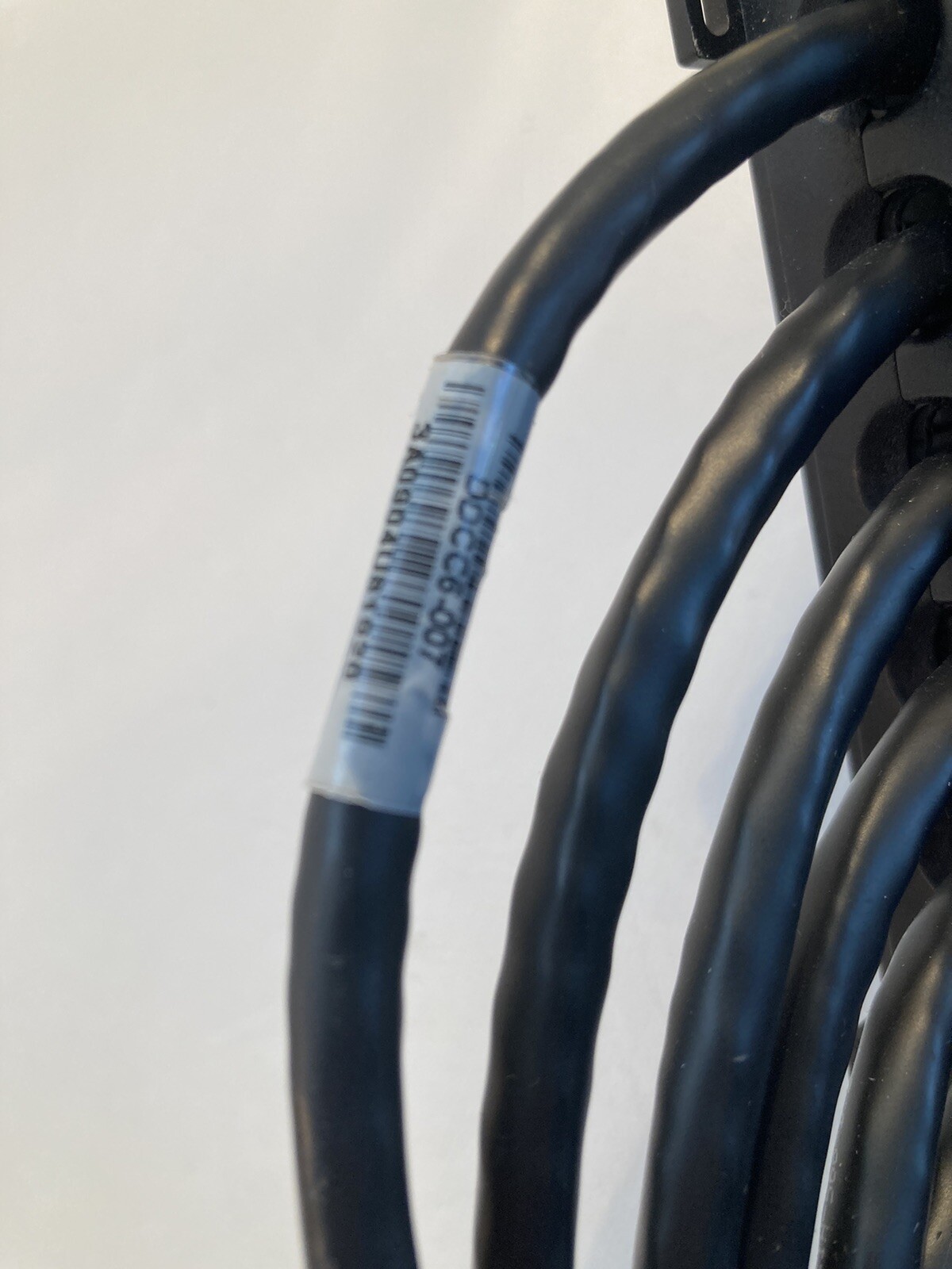 APC Data Distribution Cable network cable TAA Compliant 7 ft black DDCC6-007