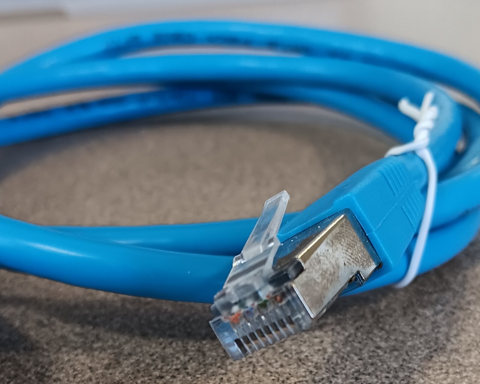 100 1.5M CAT6 Patch Cables Ethernet AWM 2835 26AWG 60°C 30V TIA/EIA-568-B.2 SFTP