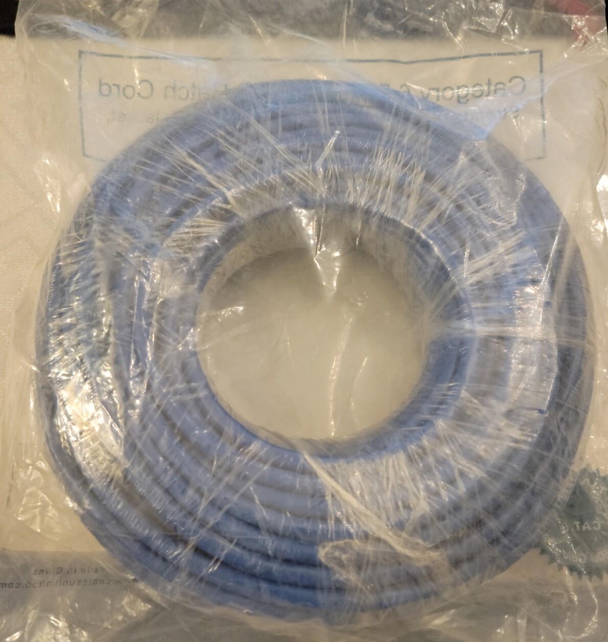 Cat 6 550MH UTP Patch Cord Stranded 24WG Cable Center Spine PVC Jacket Molded
